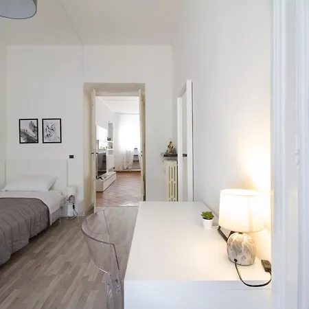 Luce Centro - 3 Appartement