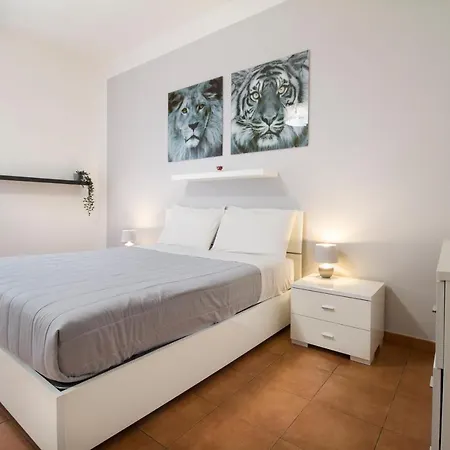 Luce Centro - 3 Apartment Turin